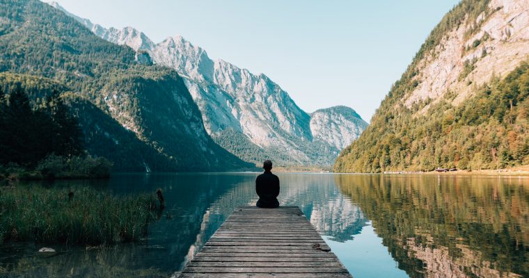 Do i have to stay completely still in meditation?